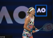 NG体育-包含阿扎伦卡回归赛场，挺进下一轮首场状态亮眼，日本队观众沸腾！的词条