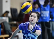 NG体育-排球赛场再起风云：江汉赤兔队小胜钱塘火箭队，脚步移动更到位精神属性拉满的简单介绍